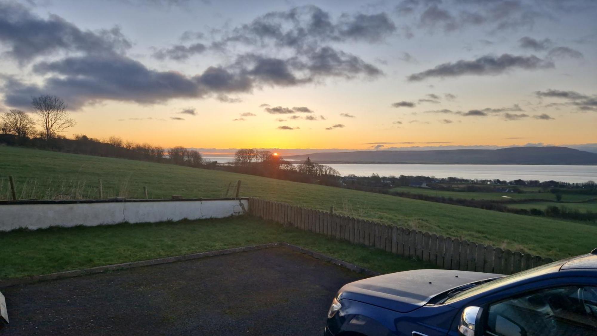 莫维尔Hillhead'S Sea View Escape别墅 外观 照片